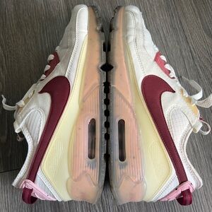 Nike Air Max 90 “Bubblegum” Women’s Size 9.5